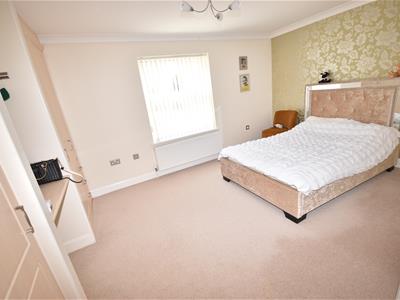 Bedroom 5 (ground floor)
